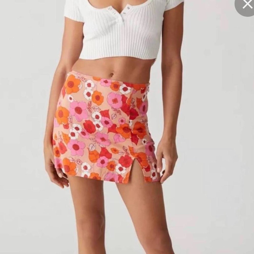 Urban Outfitters retro floral mini skirt with slit